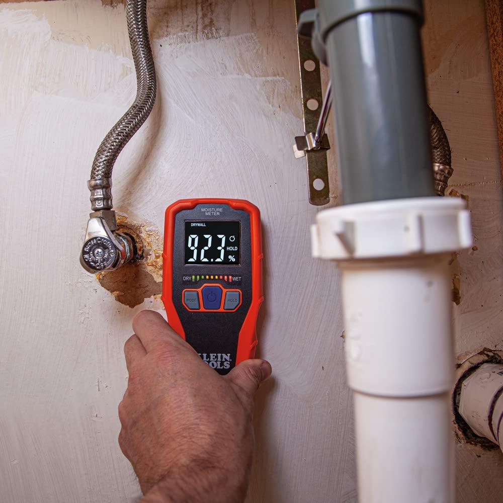 imageKlein Tools ET140 Pinless Moisture Meter for NonDestructive Moisture Detection in Drywall Wood and Masonry Detects up to 34Inch Below SurfaceHome Inspector Kit